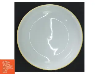 Hvide skåle med gul kant fra Atelier (str. Ø 13 cm)