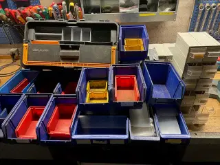 Raco værktøjskasse + lagerkasser
