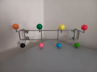 KULØRTE KNAGERÆKKER 