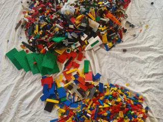 Ca 10 kg blandet LEGO  