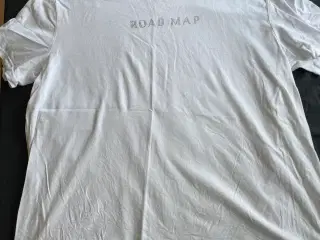 T-shirt fra Zizzi 