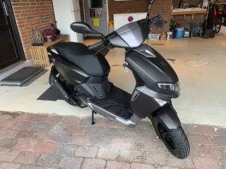 VGA One 30. 9 mdr. 950 km 