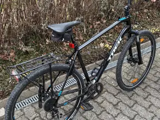 Trek 8.3 DS 24 gear