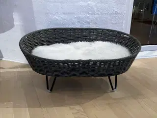 Super flot hunde kurv på ben