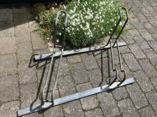 Cykel stativ til to cykler
