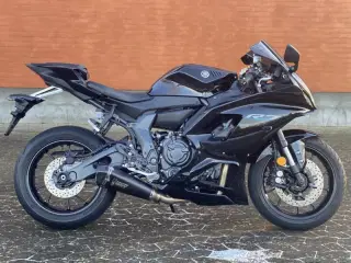 Yamaha YZF R7