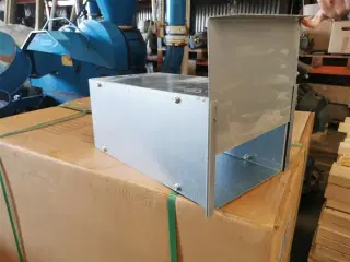 EAT Lukkespjæld til muret hovedkanal