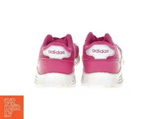 Sneakers fra Adidas (str. 26)
