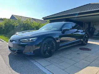 Audi RS e-tron GT  quattro