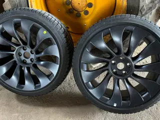 Pirelli vinterdækpakke med 21" Überturbine-fælge