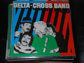 Delt Cross Band