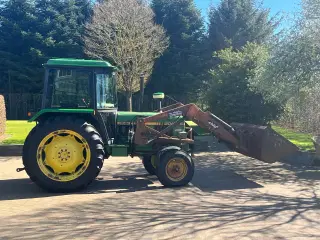 John Deere 2040 m/ Frontskovl