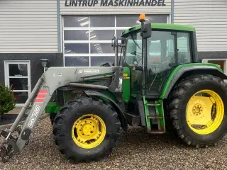 John Deere 6506 Med frontlæsser og vendegear ved rattet samt nye fordæk