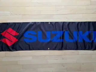 Flag med Suzuki
