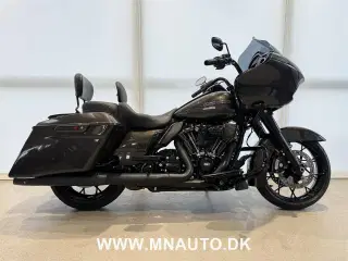 Harley Davidson FLTRXS Road Glide Special 131"