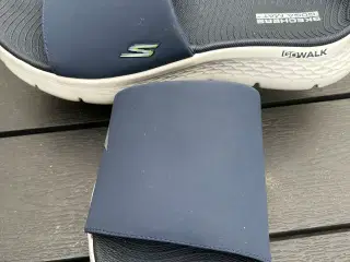 Sketchers GOGA Mat sandal