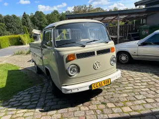 VW T2 Pick Up 1973 original stand