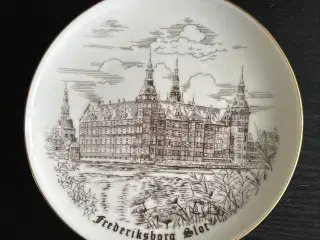 B&G platte nr 3921 Frederiksborg Slot