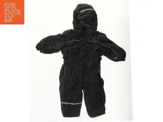 Sort flyverdragt med mønster fra Friends (str. 86)