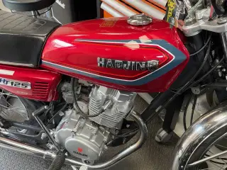 Haojin 125 motorcykel