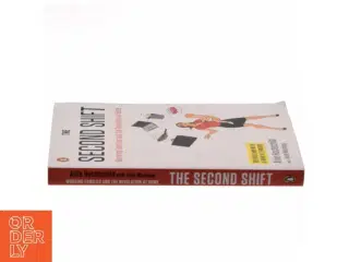 The second shift : working families and the revolution at home (Bog)