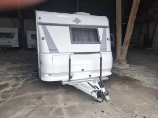 Meget velholdt "Hobby 460 UFE Easy" årgang 2000.