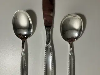 Pikant pletsølvtøj 