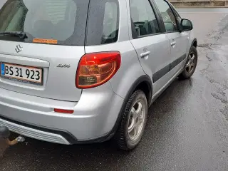 Suzuki sx4 1,6 benzin 