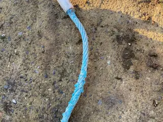 - - - Trækwire, længde ca. 20,00 meter, Ø 22 mm