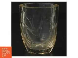 Glas vase med fuglemotiv (str. H. 10 cm)