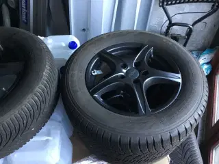 Nissan Qashqai vinterhjul på alufælge 215/65-16 