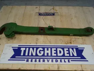 John Deere 5115R Liftarm L.H. SJ27931