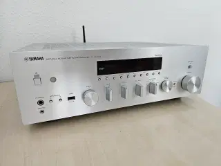 Yamaha R-803D forstærker