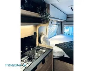 2024 - RoadCar R 640 165 Hk   Roadcar 640 Den store rummelige camper med langsgående senge