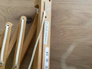 Le Klint 334 sakselampe i bøg med original skærm
