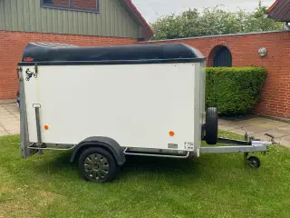 Trailer med vippe tag