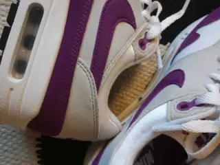 Som ny, Nike Air Max 1, 750kr🌸