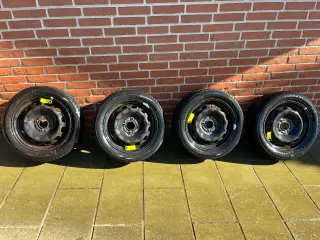 Sommerdæk på stålfælge 195/50R15
