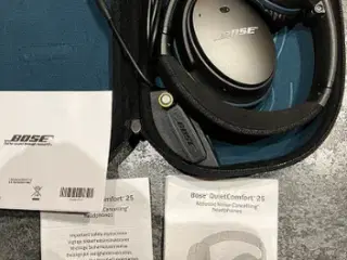 BOSE høretelefoner.