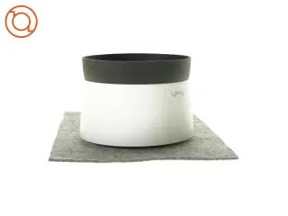 Skål med si fra Lékué