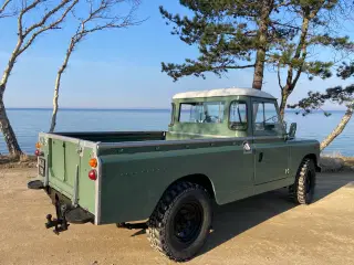 Land Rover 
