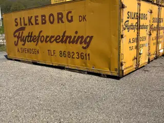 Container