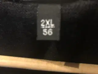 Cardigan med knapper - sort 