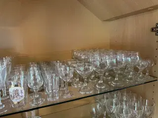 Mange forskellige glas