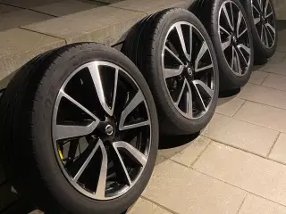Originale 19” Nissan fælge med dæk!