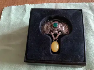 Georg Jensen Sølvbroche m/grøn sten og gul vedhæng