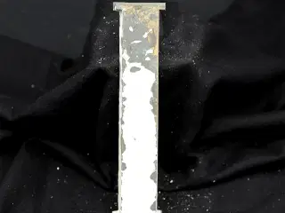 Messing facadebogstav “I” – rå patina