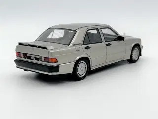1988 Mercedes 190E 2,5 16v Limited Edition 1:18  