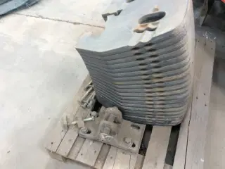 Front vægtklodser 800kg