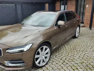 Volvo V90 2,0 D5 235 Momentum aut. AWD